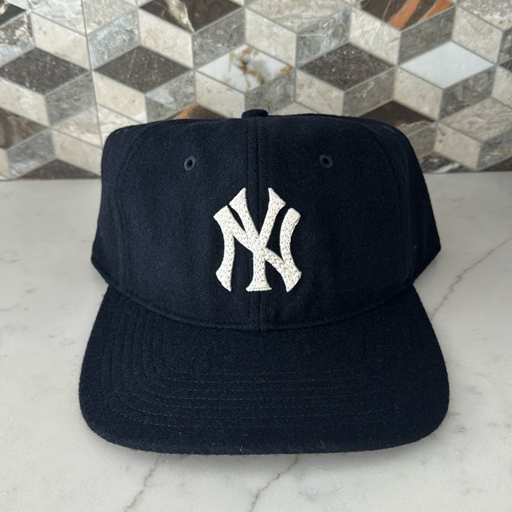 New York Yankees x Kith Baseball Hat - Picture 2 of 6